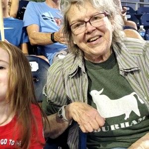 Meet your Posher, Gail